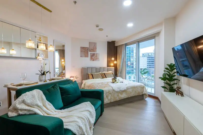 Studio Condo at Palm Wongamat is a luxury beachfront condominium,with panoramic sea view directly. With wide 70-meter beach frontage