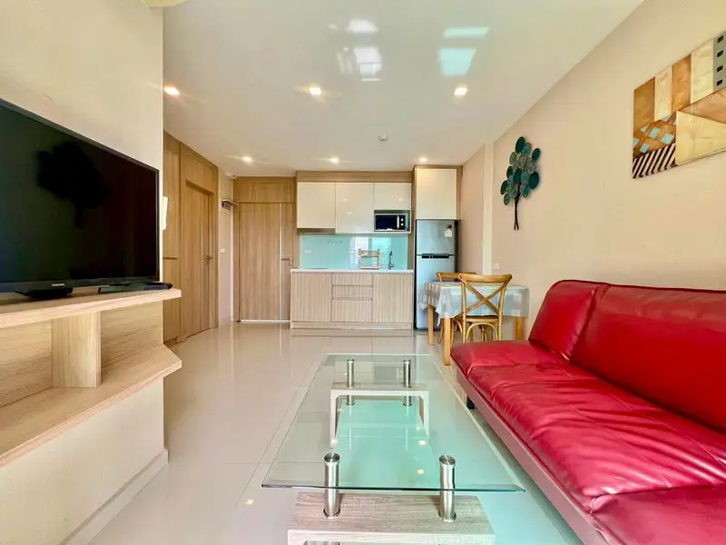1 bed sea view condo at City Garden Tropicana is in a prime location, overlooking the serene Wong Amat Beach  close to Pattaya Beach.