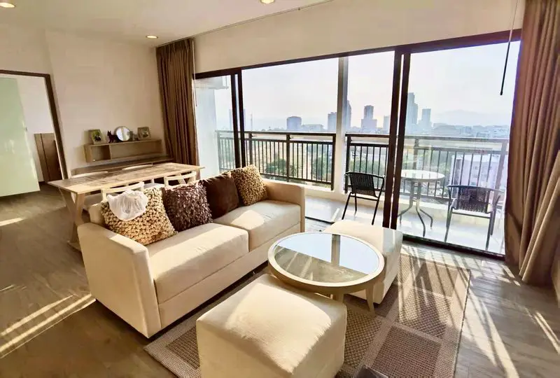 Treetops Pattaya Condo for sale  Sky Garden Rooftop Infinity Pool Rooftop Shallow Pool Fully Equipped Sky Gym Outdoor BBQ Area Sundecks and Shaded Areas Landscaped Tropical Gardens 24 Hour Security