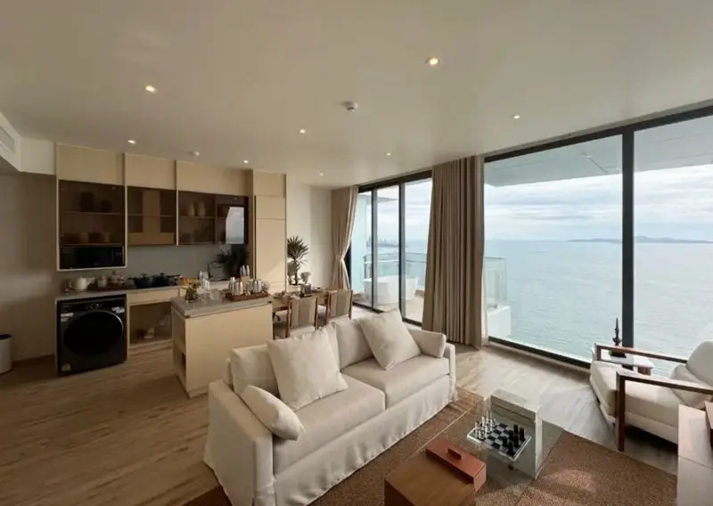 Arom Wongamat 2 Bedroom for sale