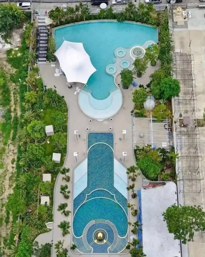 1 bed condo Copacabana Jomtien at Bang Lamung, Pattaya has the following facilities: Swimming pool, Gym, Internet, Security, Car park, Garden, Sauna, Children's area and Elevator.