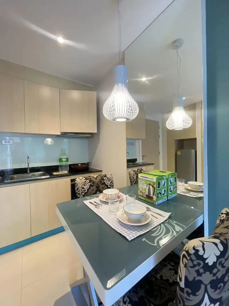 1 bed Condo Jomtien Swimming pool - Jacuzzi tub - Bar - Indoor playground - Steam - Sauna - Fitness center