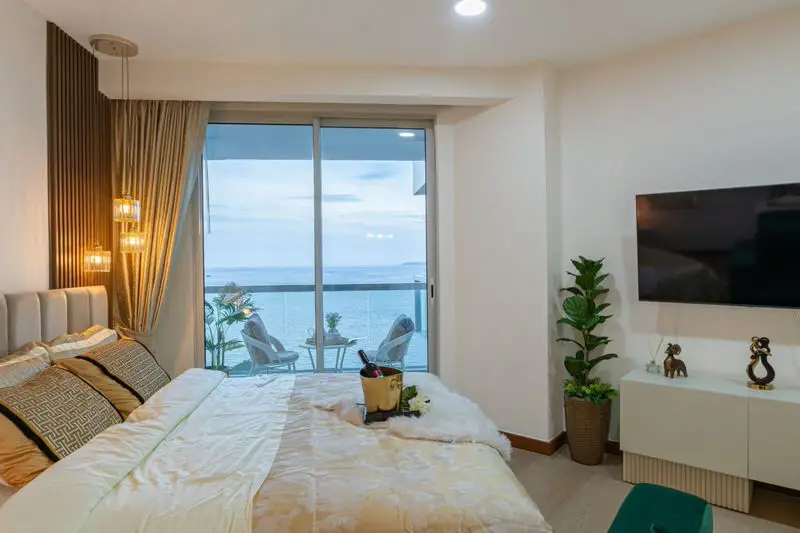 Studio Condo at Palm Wongamat is a luxury beachfront condominium,with panoramic sea view directly. With wide 70-meter beach frontage