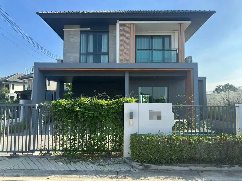 Patta Define 4 Bedroom for sale