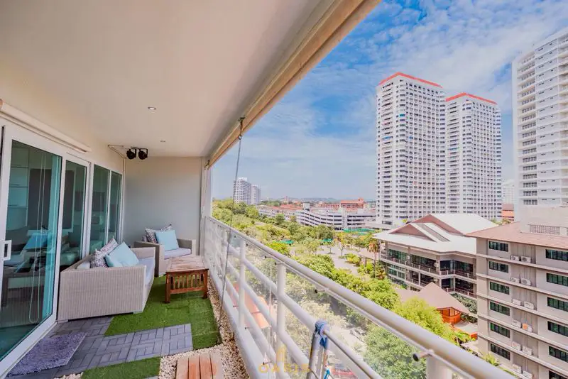 Sea view condo in Jomtien for sale  modern equipped apartment is located at View Talay 5c