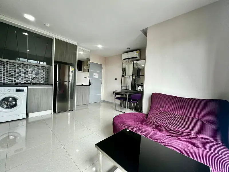 1 bed condo for sale in Naklua Pattaya located in Na Kluea, Pattaya with pool fitness and Gardens and was completed in Jan 2013