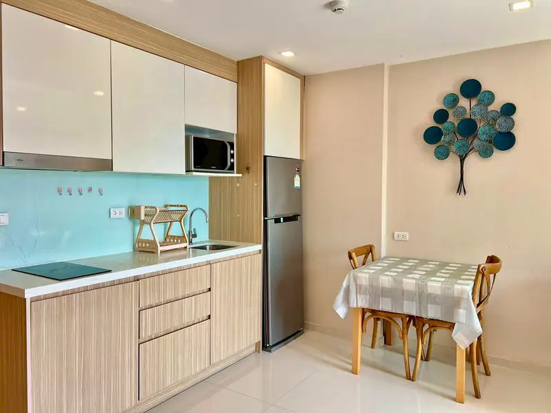 1 bed sea view condo at City Garden Tropicana is in a prime location, overlooking the serene Wong Amat Beach  close to Pattaya Beach.