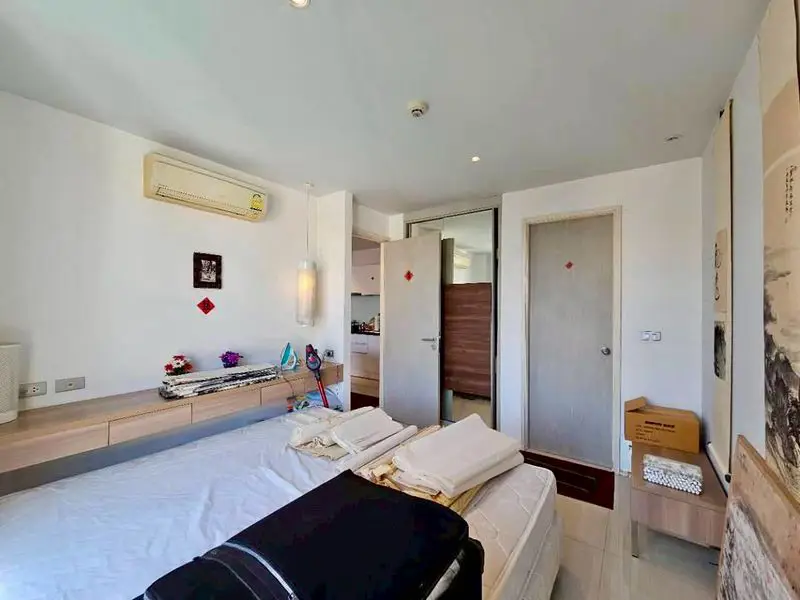 Atlantis Condo Resort 2 Bedroom   Communal Pool - Gardens - On-site Bars and Restaurants - Fitness Center - Jacuzzi  - Car Parking - Passenger Elevators