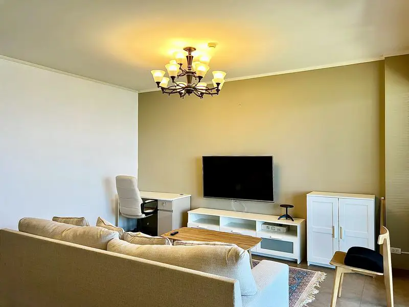 seaview Condo at Zire Wongamat at Wongamat, Pattaya has the following facilities: Swimming pool, Gym, Security, Car park, Garden, Tennis court, Sauna and Concierge.