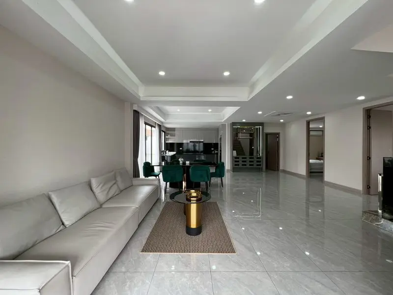 Eakmongkol Pool Village 2 Jomtien 5 Bedroom for sale 5 Bedrooms 6 Bathrooms ☑ Land Size 320 Sqm Living Size 266 Sqm  Fully Furnished