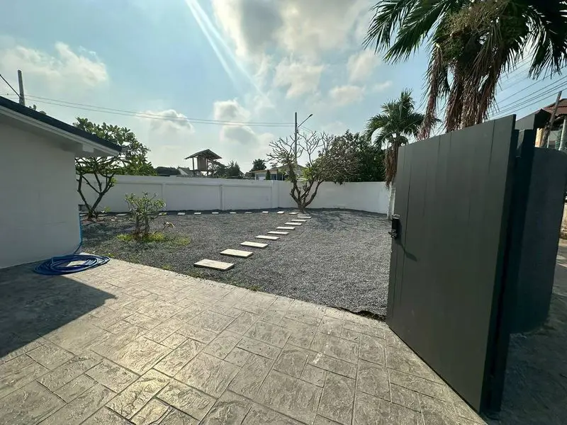 Pool Villa near Central Park 4, 6 Bedroom for sale