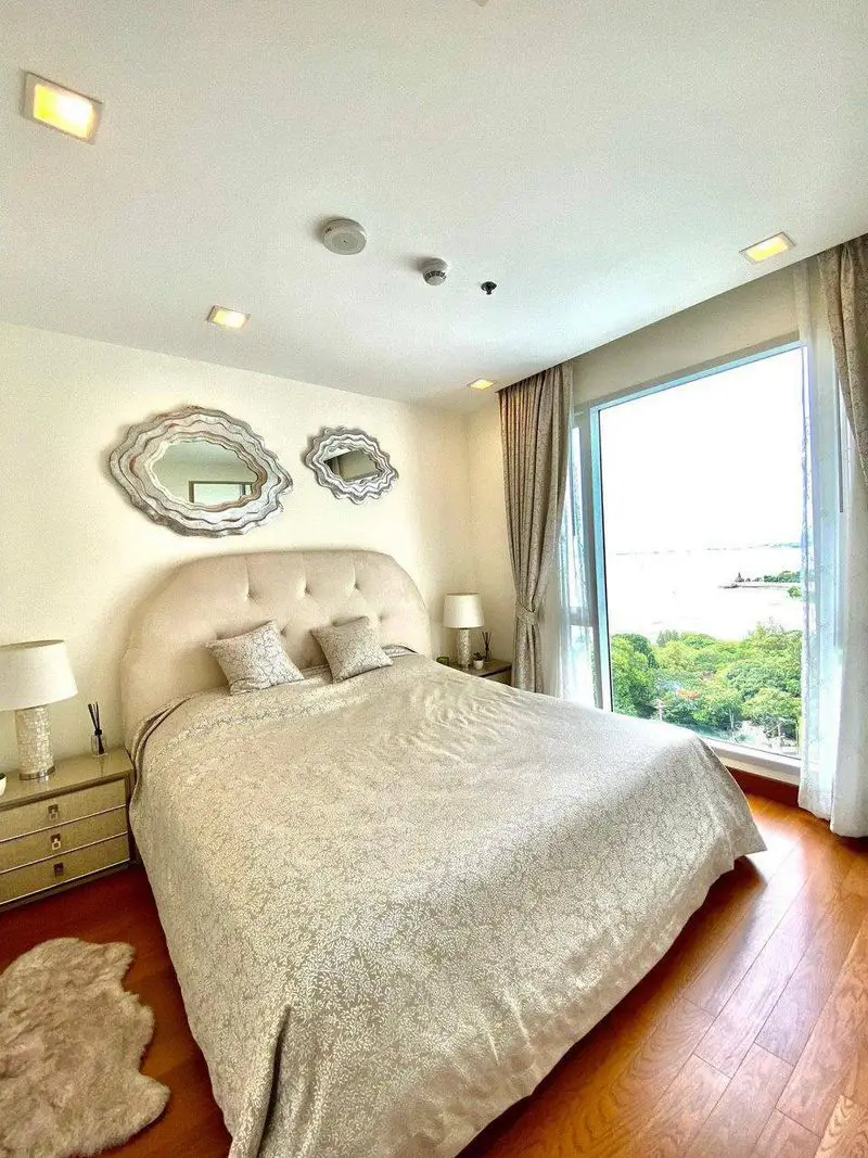 2 bed Condo The Palm Beachfront condominium Wongamat  sea views of Pattaya Golf,  all units are fully furnished with the balcony allowing a panoramic sea view