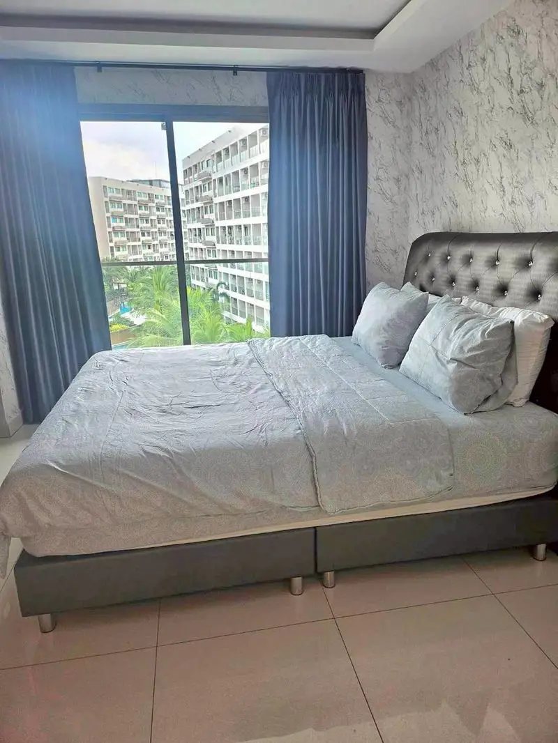 1 bed condo Jomtien for rent with underground parking . Luxurious open-air lobby areas, a fully-equipped gymnasium suite, and a relaxing massage and spa service