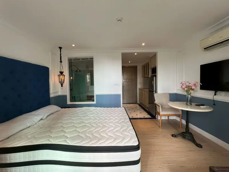 Seven Sea Cote Studio for sale with wide range of amenities, including a lobby, swimming pool, gym, communal garden area, and a 24-hour security system.