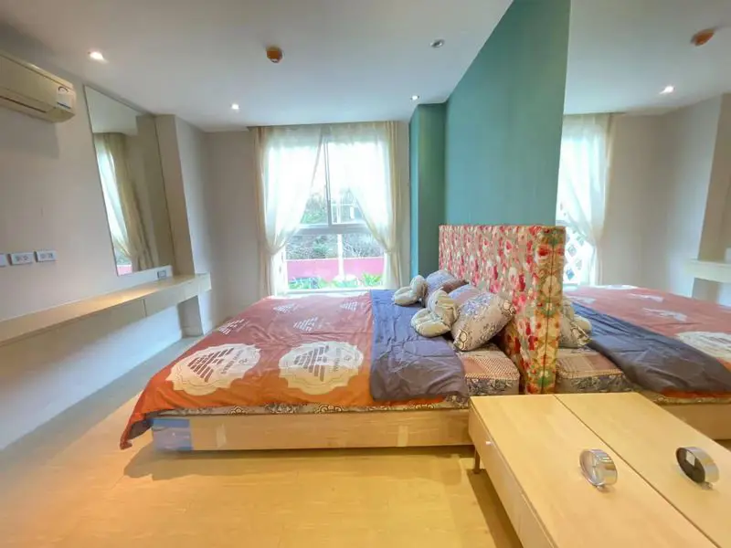 1 bed Condo Jomtien Swimming pool - Jacuzzi tub - Bar - Indoor playground - Steam - Sauna - Fitness center