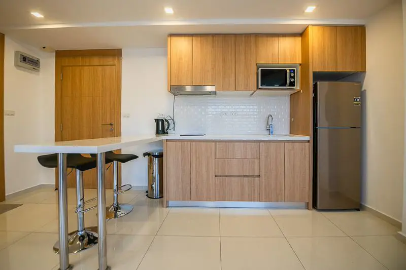 City Garden Pratumnak 1 Bedroom  Condo with restaurants, communal pool, fitness center , sauna, spa, charming steam room, and Jacuzzi. located close to U-Tapao-Rayong-Pattaya International Airport.