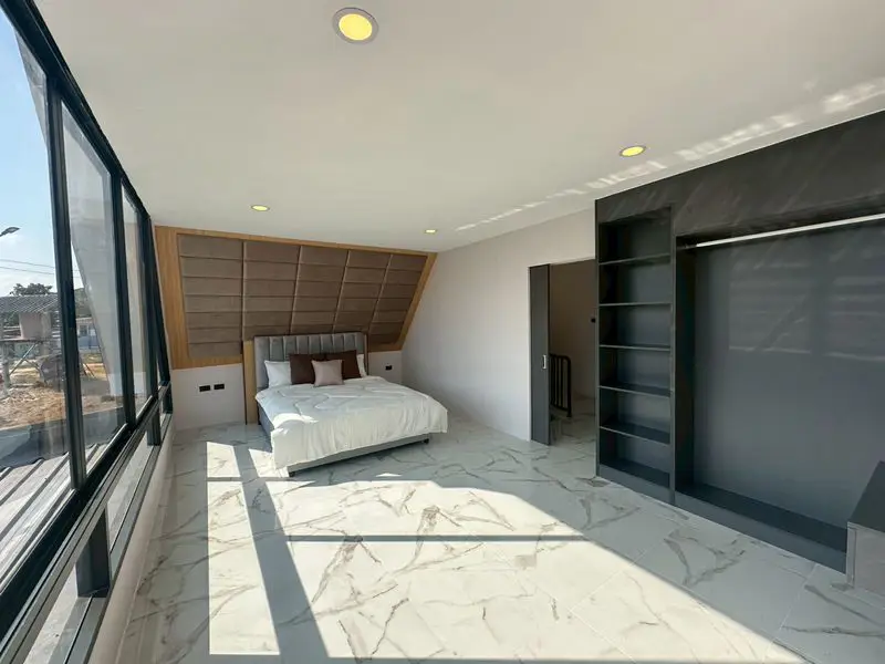 Pool Villa near Central Park 4, 6 Bedroom for sale