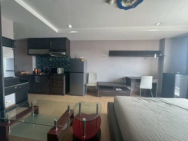 De Blue Condo Studio for sale