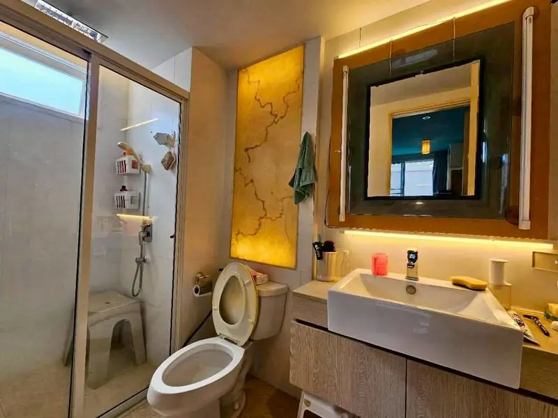 Atlantis Condo Resort 2 Bedroom   Communal Pool - Gardens - On-site Bars and Restaurants - Fitness Center - Jacuzzi  - Car Parking - Passenger Elevators