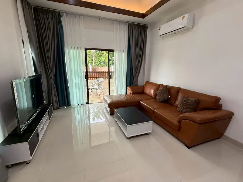  Baan Dusit Pattaya View (Project 4) 3 Bedroom for sale in Prime Location  2.5 km from clean beaches, 15 min to Pattaya City! Close to top attractions: and Water Parks