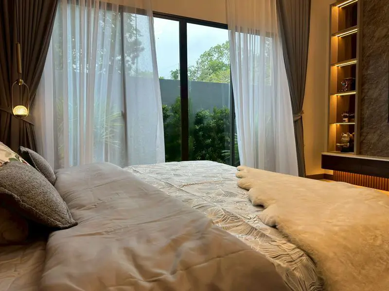 Luxury Private Villa for sale at Pattaya ( Mabprachan)  Total usable area: 312 Sq.m.  3 Bedrooms 4 Bathrooms