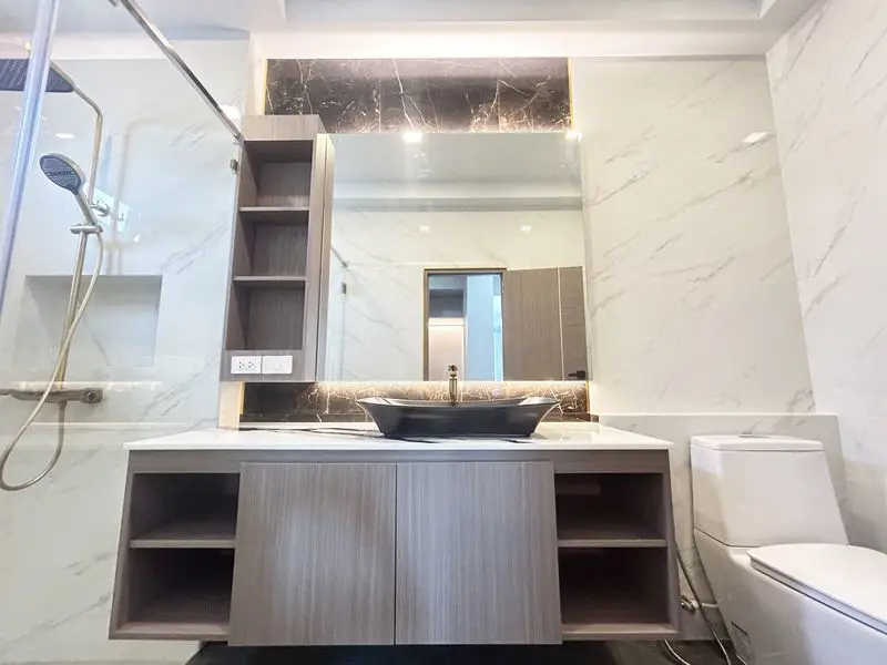 Jomtien Pool Villa 3 Bedroom  2 Floor Big Living room European Kitchen Thai Kitchen with laundry area