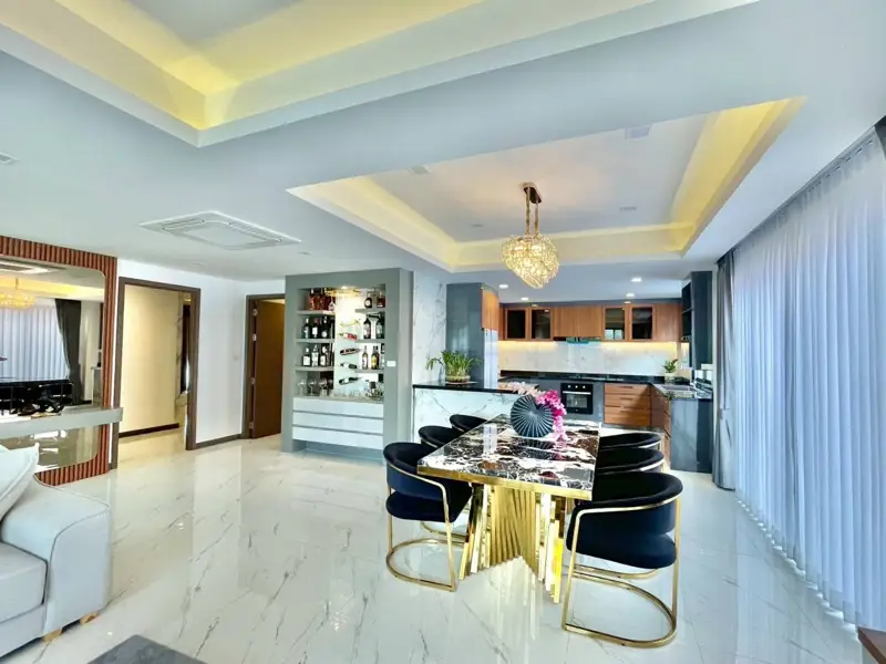 Jomtien Pool Villa for sale living room