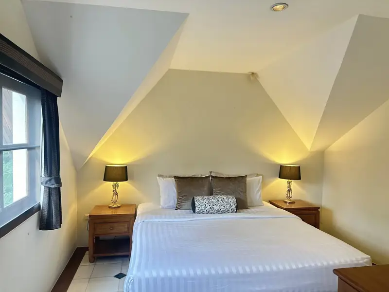 Jomtien Palace - Large Plot -3 Bedrooms - for sale and for rent