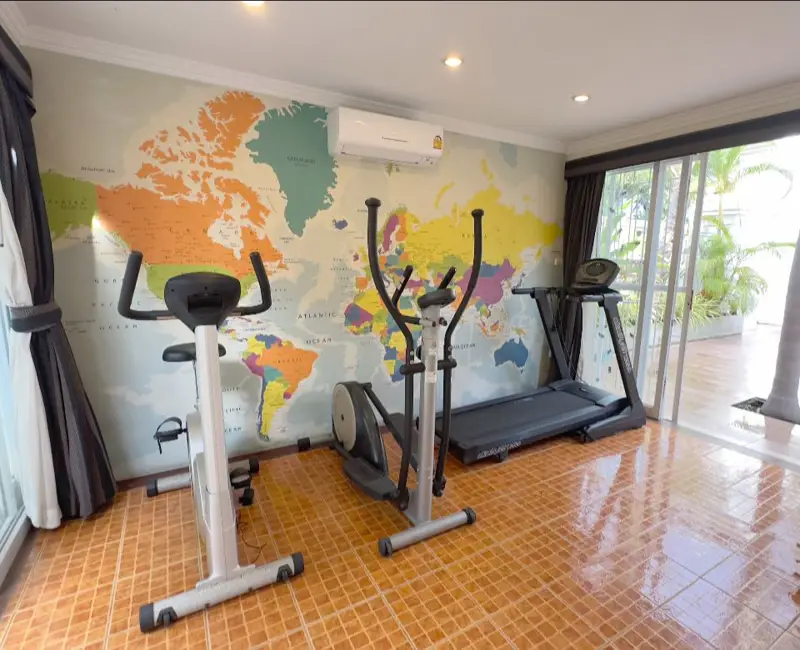 Jomtien Palace - Large Plot -3 Bedrooms - for sale and for rent