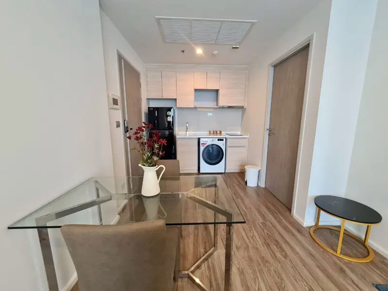 Aeras Condo Jomtien 2 bed for sale  is a luxury beachfront condominium near Jomtien Beach.  360-degree overlooking with wonderful Pattaya Bay and Pattaya views