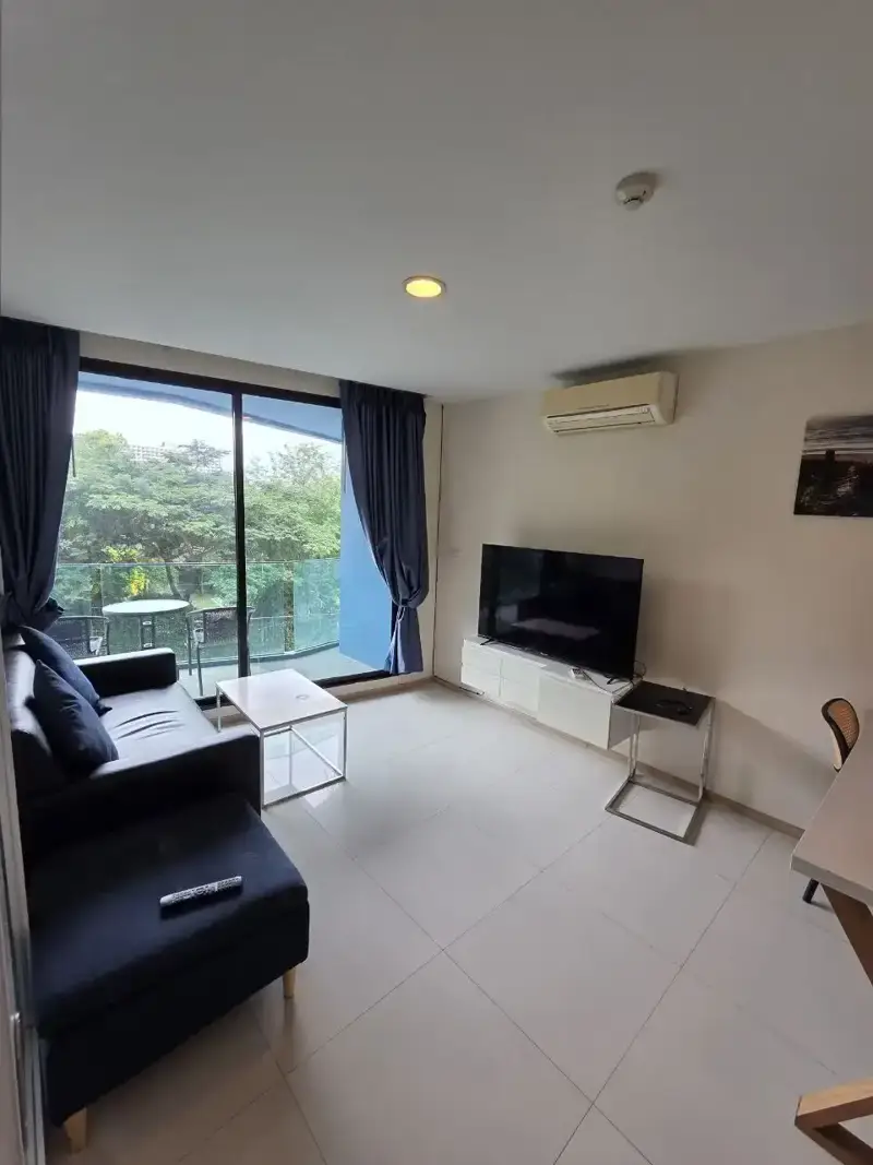 jomtien Condos with Swimming pool, Gym, Security, Car park, Garden, Sauna, Children's area, Concierge, Library, Grill, Hot Tub and Office