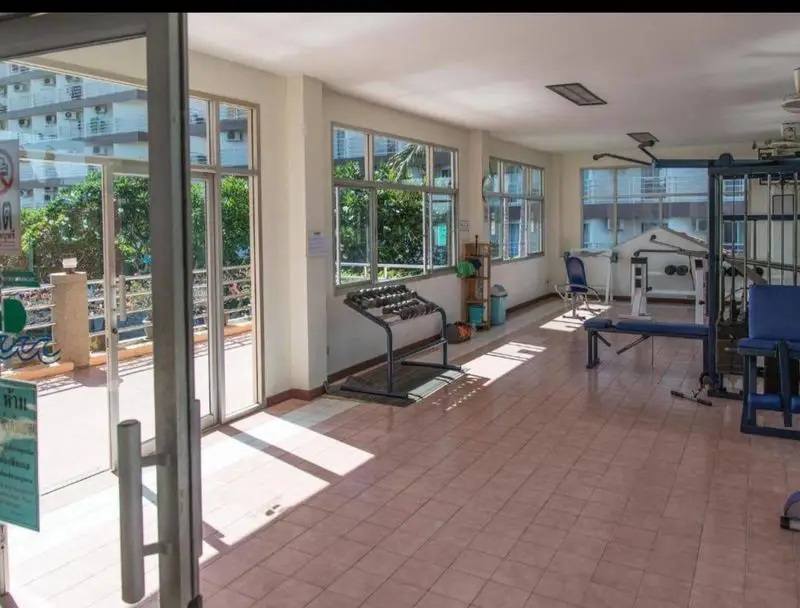  studio at Rimhaad Jomtien with swimming pool and Gym, 500 meters to beautiful beach  renovation new fully furnished, 31 square meters  10,000 per month for rent,