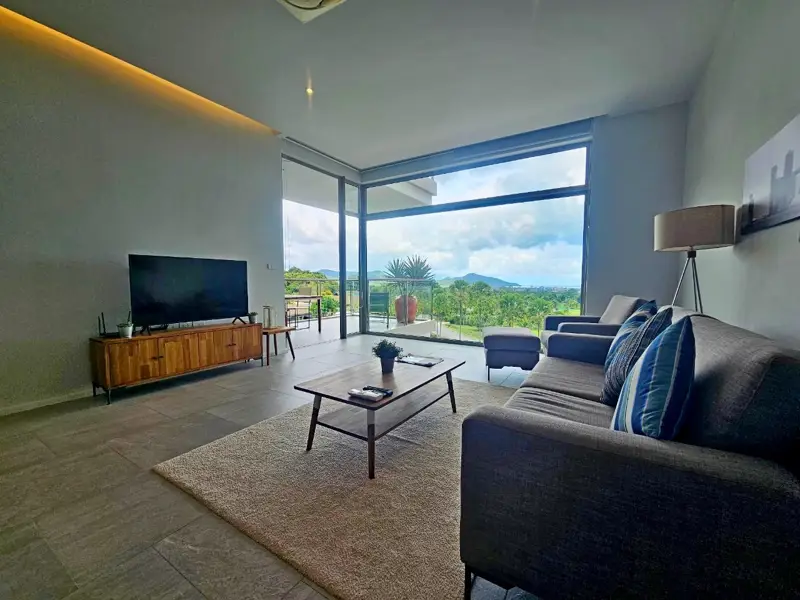  1 bed condo at Sunplay Bangsaray at Bang Sare, Sattahip has the following facilities: Swimming pool, Gym, Security, Car park, Garden, Tennis court, Concierge and Elevator.