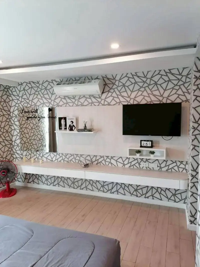 Seven Seas Studio for sale