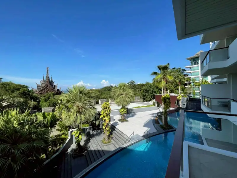 The Sanctuary Condominium 2 bed Condo for sale at luxurious, beachfront condominium project located at the far north end of Wongamat Beach