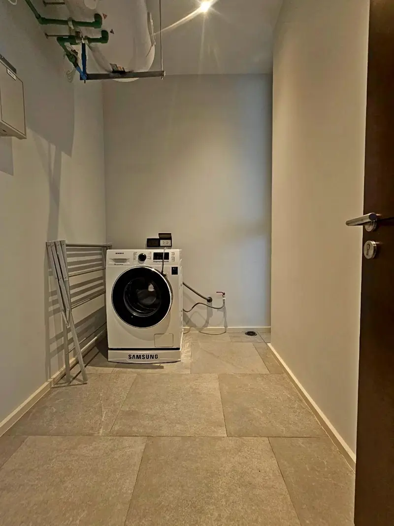  1 bed condo at Sunplay Bangsaray at Bang Sare, Sattahip has the following facilities: Swimming pool, Gym, Security, Car park, Garden, Tennis court, Concierge and Elevator.