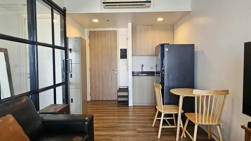 Unixx South Pattaya 1 Bedroom for rent at high-rise condominium on an exclusive location near Pratumnak Hill, views of Bali Hai Cape to Pattaya Beach. Located in the heart of Pattaya,