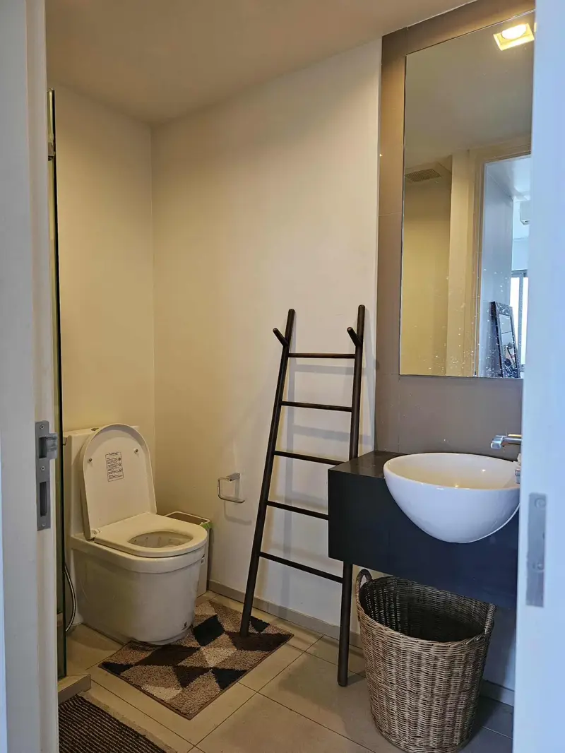 Unixx South Pattaya 1 Bedroom for rent at high-rise condominium on an exclusive location near Pratumnak Hill, views of Bali Hai Cape to Pattaya Beach. Located in the heart of Pattaya,