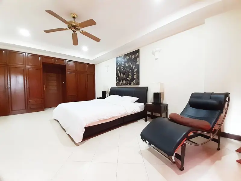  1 bed condo Jomtien with modern facilities, including a Western Kitchen and toilets decorated with high-quality materials and  modern Design,  close to Jomtien Beach, 