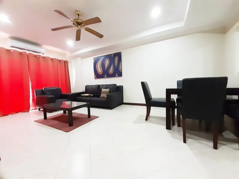  1 bed condo Jomtien with modern facilities, including a Western Kitchen and toilets decorated with high-quality materials and  modern Design,  close to Jomtien Beach, 