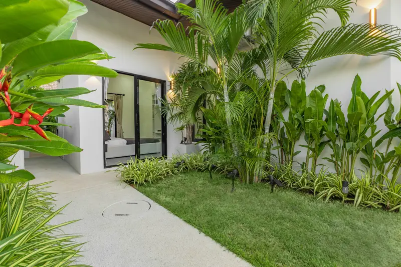 Tungklom 5 Bedroom Pool Villa Private pool and outdoor terrace Fully furnished witH  Open-plan living and dining area Modern kitchen with high-end appliance