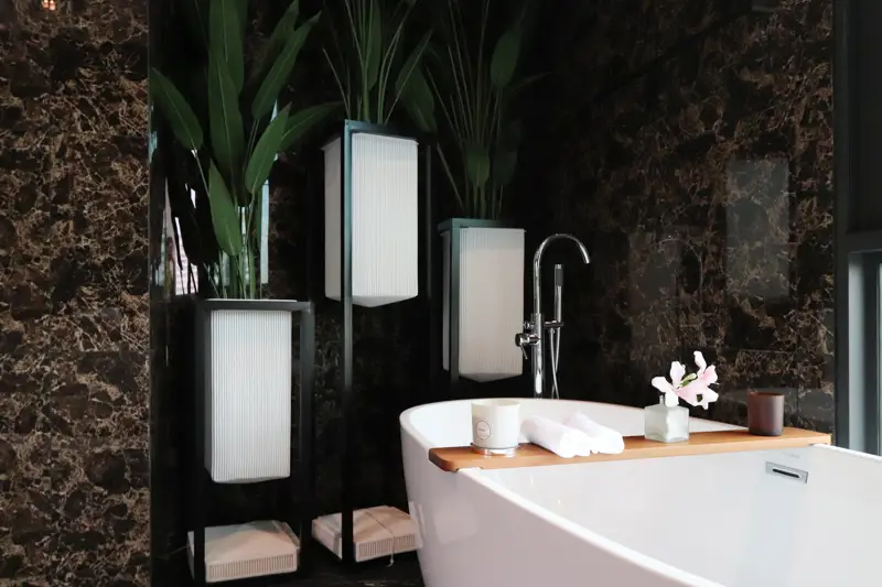 6 bedroom pool villa Jomtien feature private swimming pools and are part of an exclusive community with 24-hour security