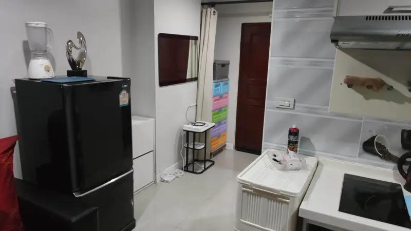 Pattaya Hill resort Condo with  fitness center, car parking, security system..Near to  Food Mart Supermarket, Boon Uea Shopping Plaza, Friendship Supermarket, Bali Hai Plaza, 