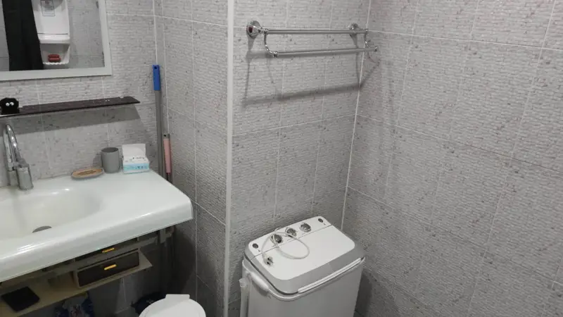 Pattaya Hill resort Condo with  fitness center, car parking, security system..Near to  Food Mart Supermarket, Boon Uea Shopping Plaza, Friendship Supermarket, Bali Hai Plaza, 