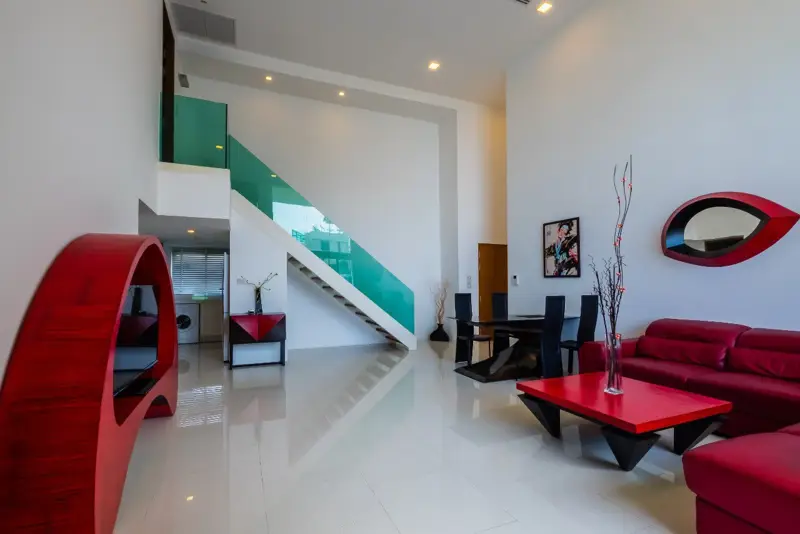 3 bed Duplex at The Sanctuary at Wongamat, Pattaya has the following facilities: Swimming pool, Gym, Internet, Security, Car park, Garden, Sauna, Children's area and Elevator. 