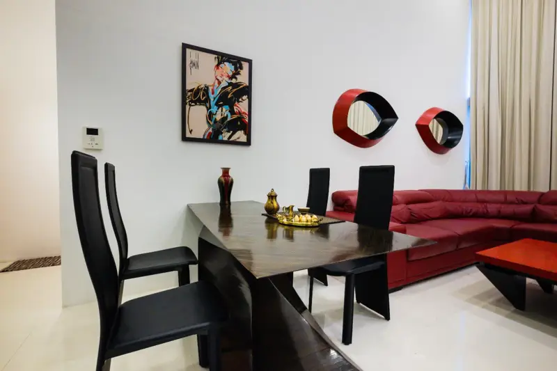 3 bed Duplex at The Sanctuary at Wongamat, Pattaya has the following facilities: Swimming pool, Gym, Internet, Security, Car park, Garden, Sauna, Children's area and Elevator. 