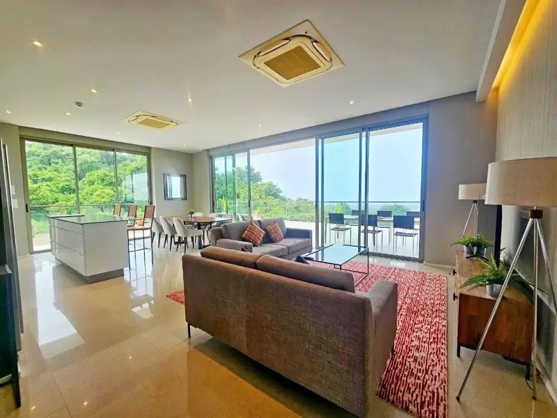 3 bed condo Bangsaray Heights with extensive facilities and complete exclusive services, including the gym, swimming pool, tennis court, Thai & International restaurants