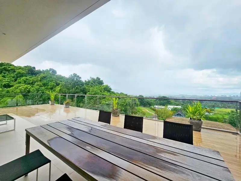 3 bed condo Bangsaray Heights with extensive facilities and complete exclusive services, including the gym, swimming pool, tennis court, Thai & International restaurants