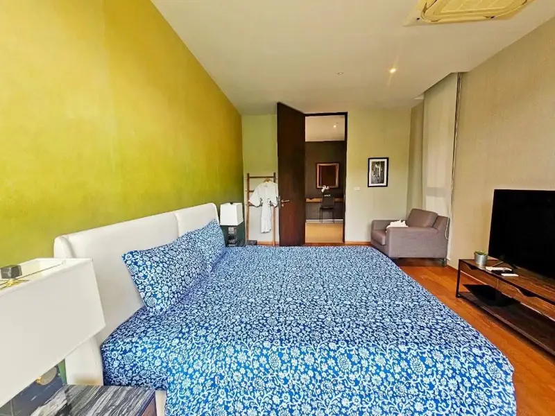 3 bed condo Bangsaray Heights with extensive facilities and complete exclusive services, including the gym, swimming pool, tennis court, Thai & International restaurants