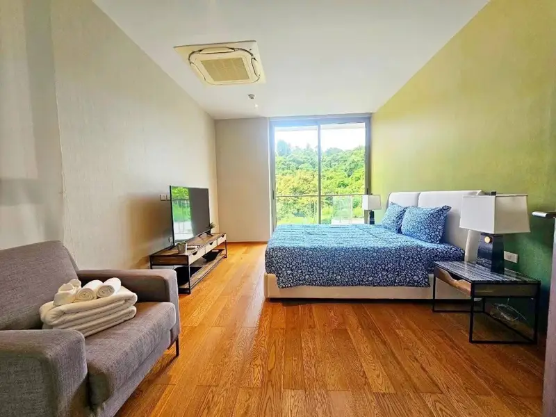 3 bed condo Bangsaray Heights with extensive facilities and complete exclusive services, including the gym, swimming pool, tennis court, Thai & International restaurants